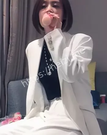 文轩探花短发妹子